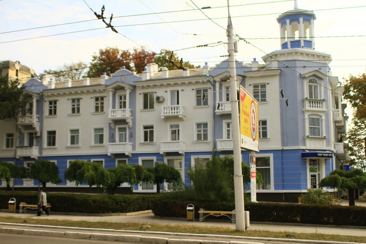 Old Tiraspol Hostel エクステリア 写真