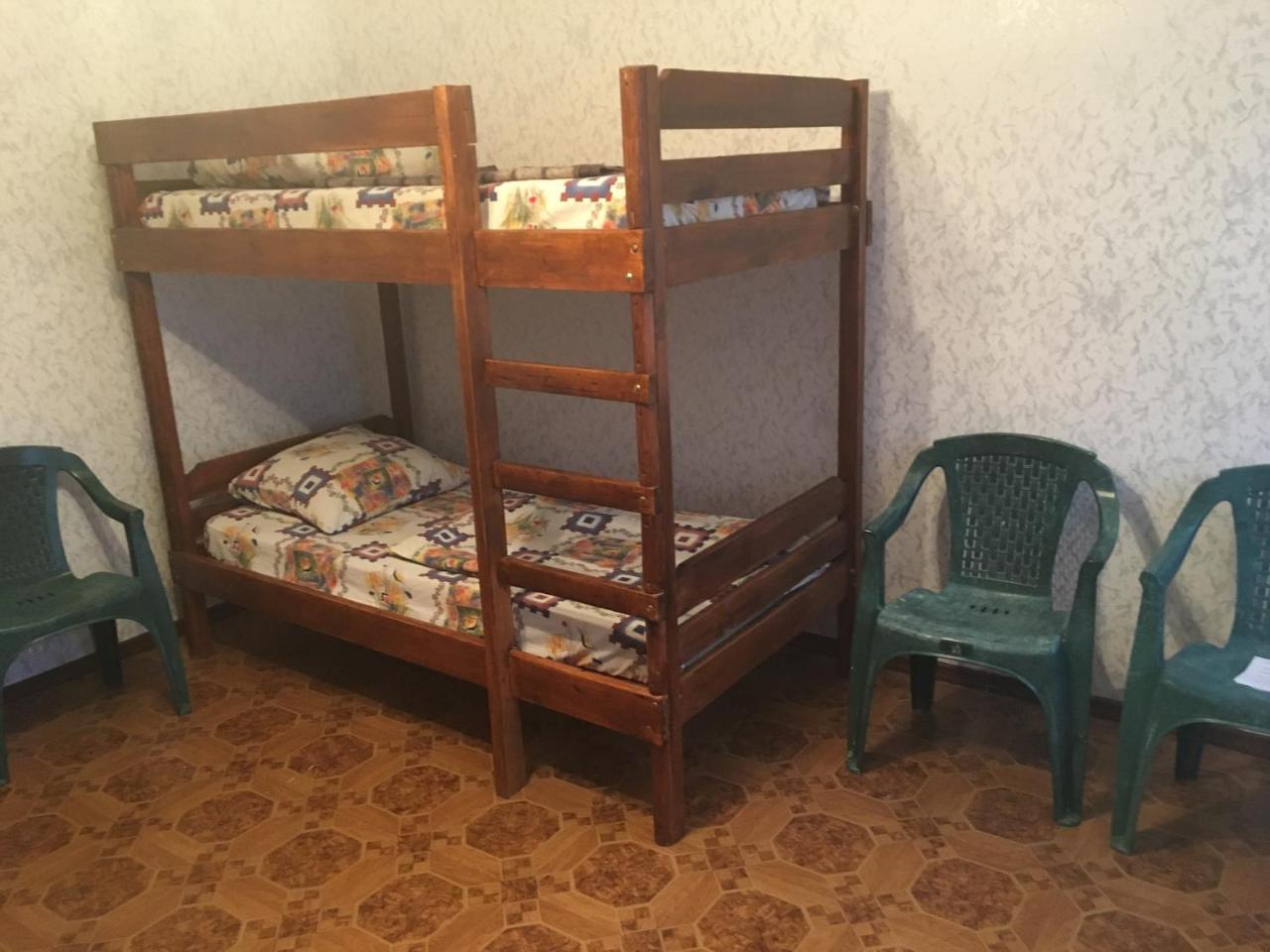 Old Tiraspol Hostel エクステリア 写真